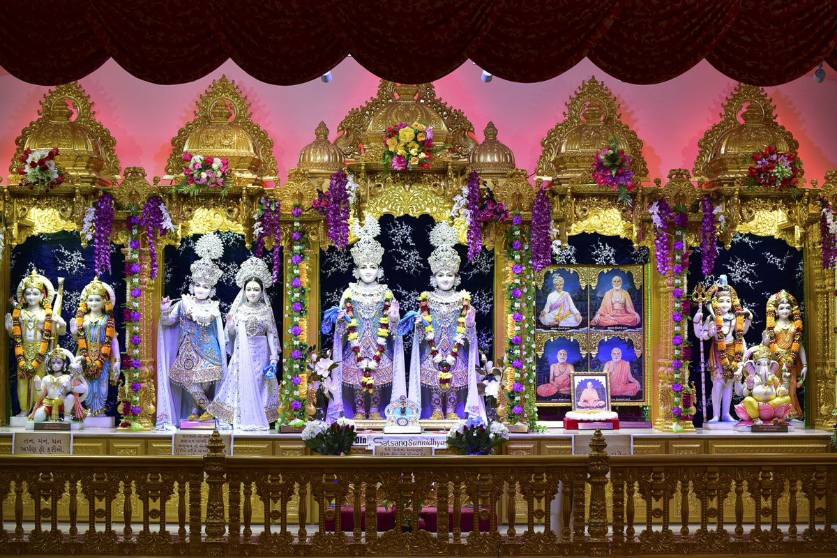 Murtis at BAPS Swaminarayan Mandir, Brisbane