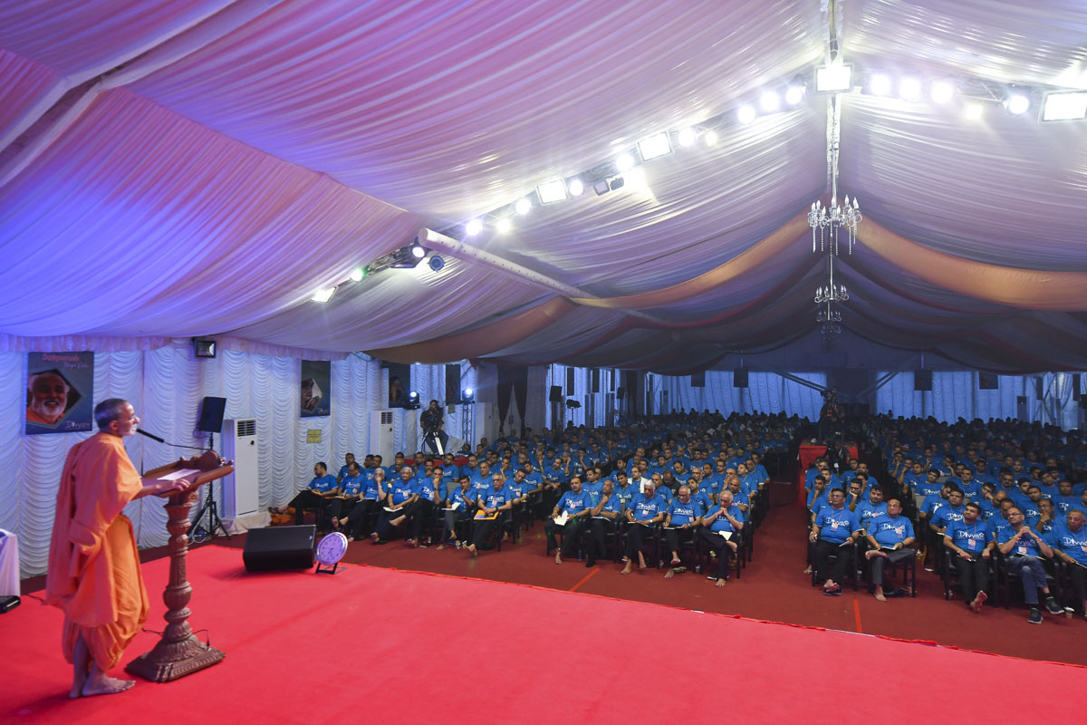 Karyakrs during the shibir 
