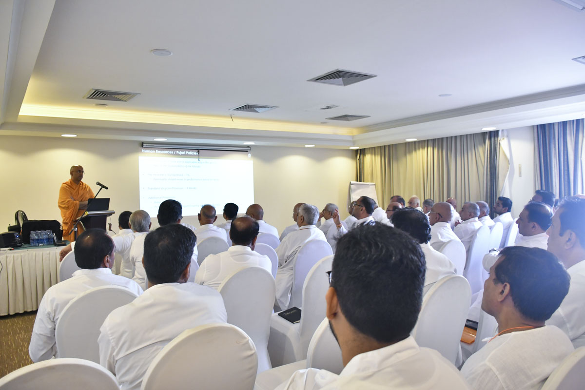 Karyakars during the shibir
