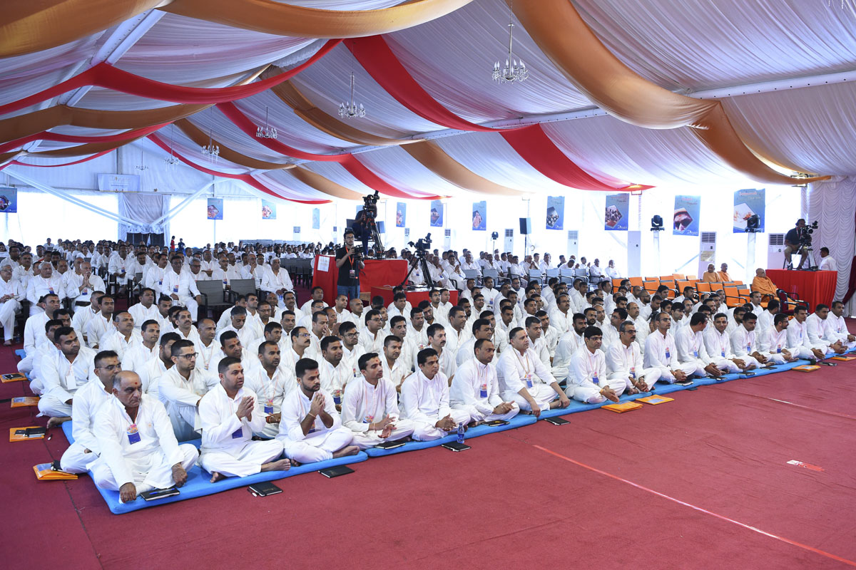 Karyakars during the shibir