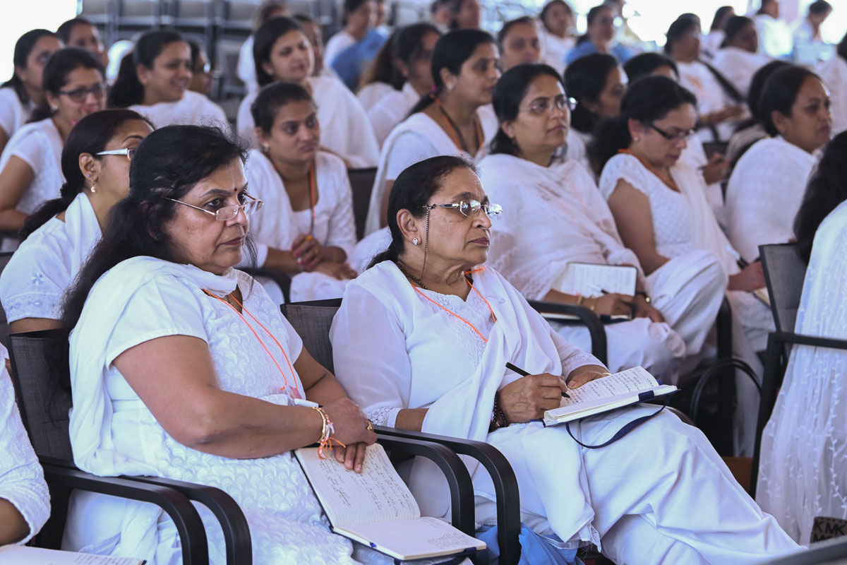 Karyakars during the shibir
