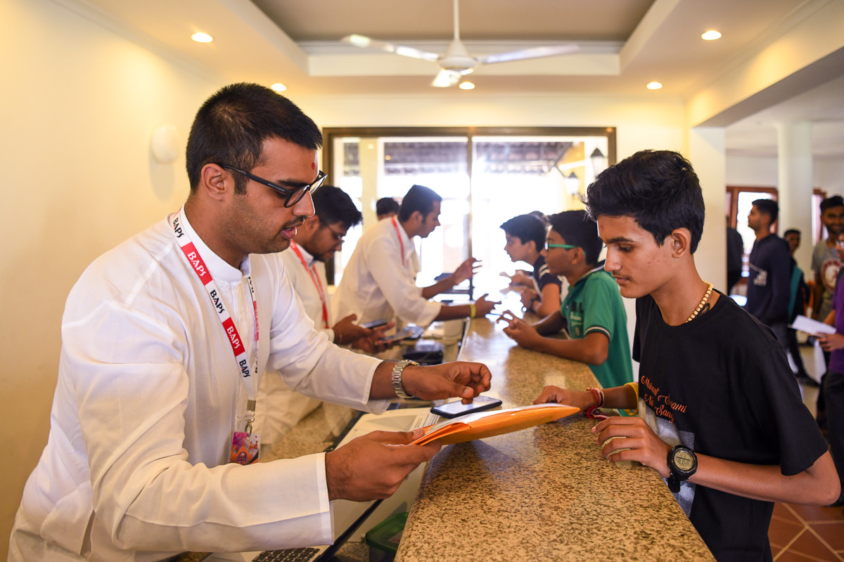 Kishores check in for the shibir