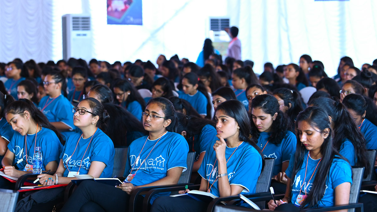 Kishoris during the shibir