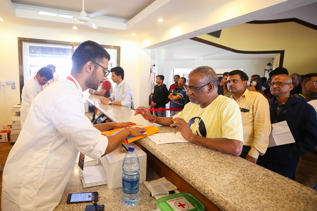 Karyakars check in for the Karyakar Shibir