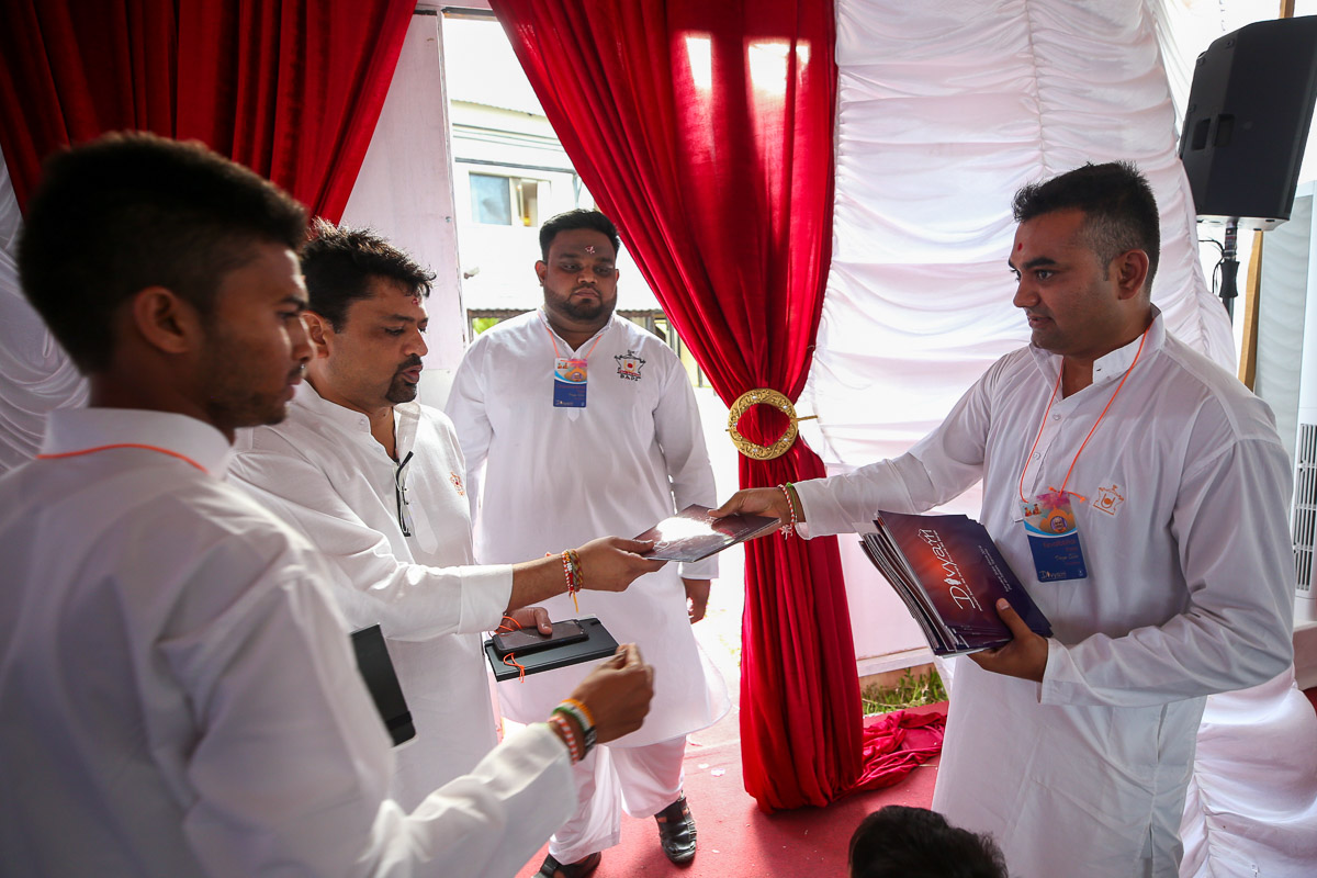 Karyakars in the shibir grounds