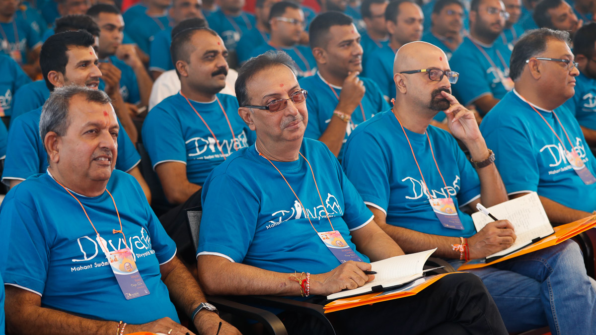Karyakars during the shibir