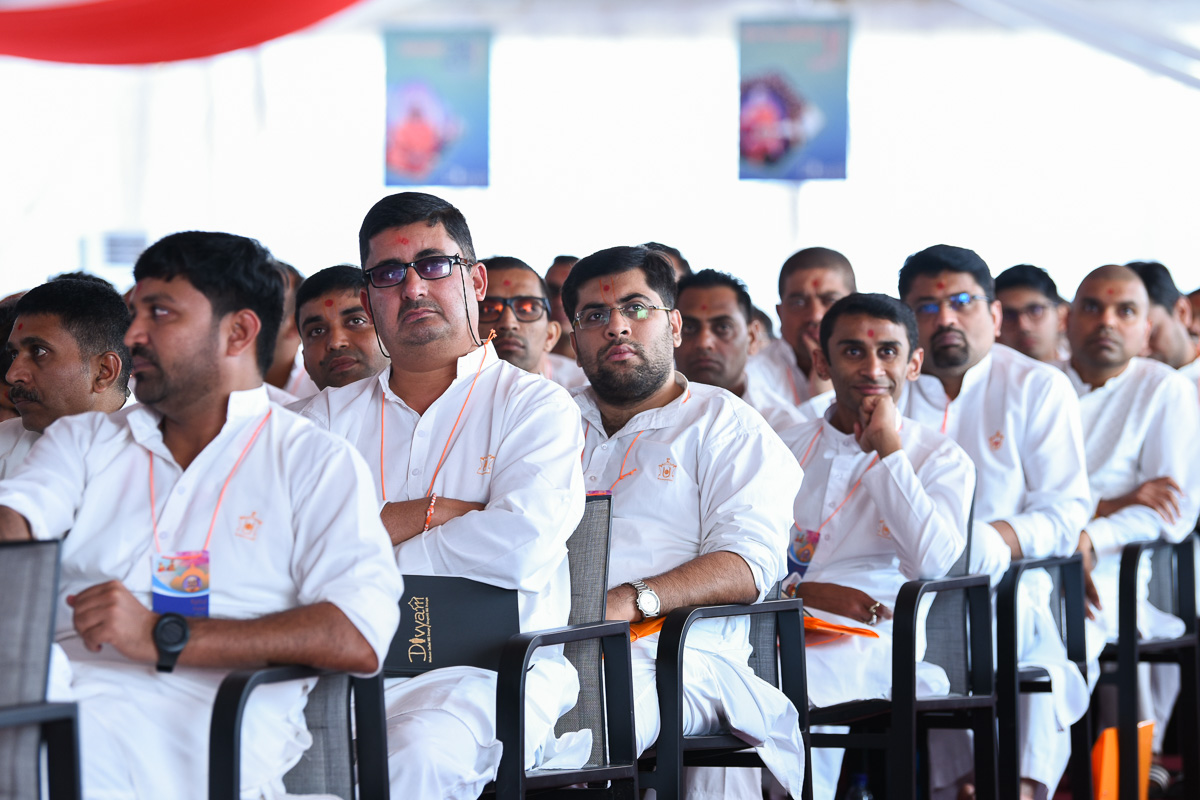 Karyakars during the shibir
