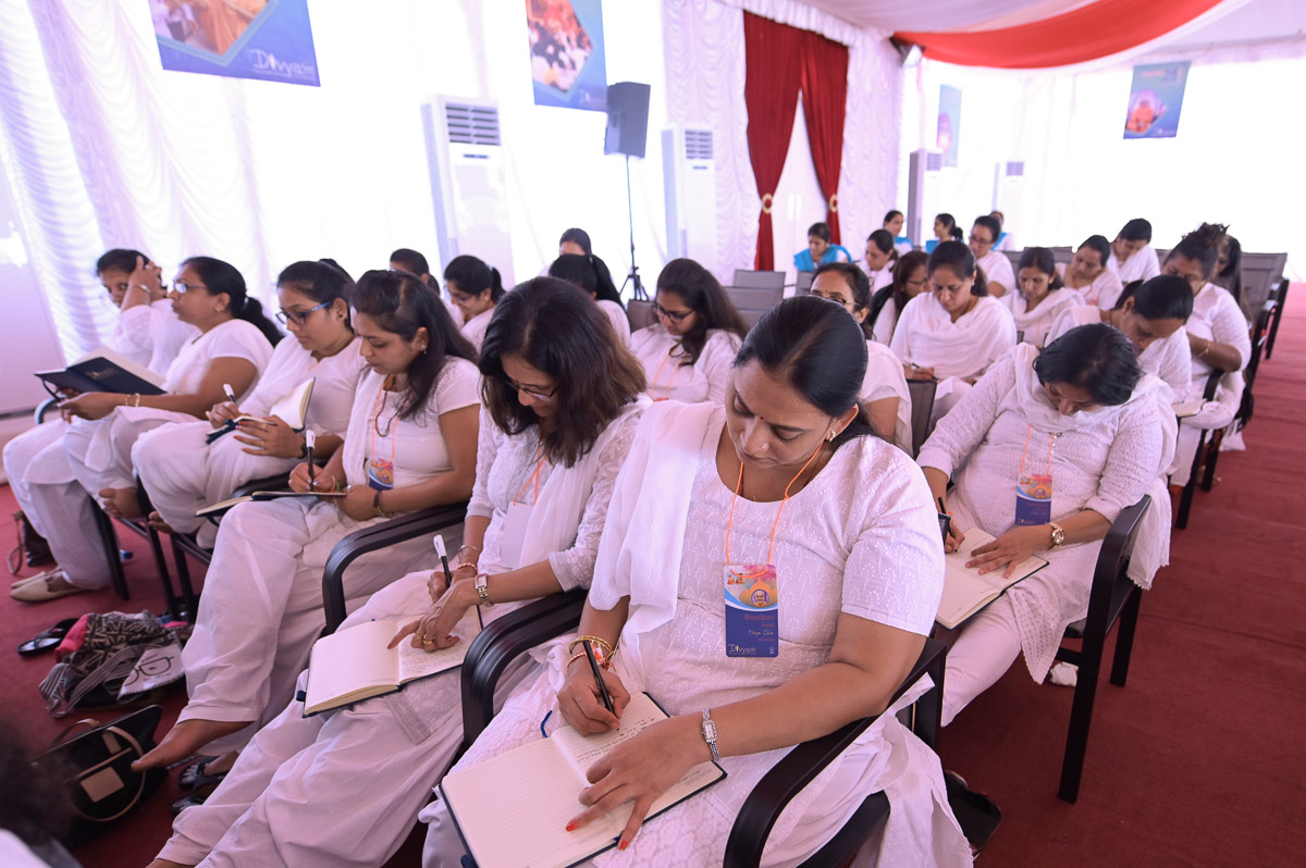 Karyakars during the shibir