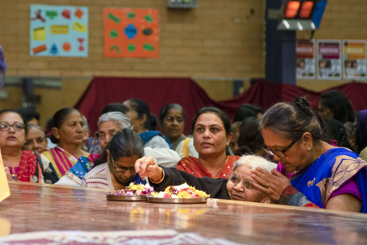 HH Mahant Swami Maharaj's 86th Birthday Celebration, Plumpton