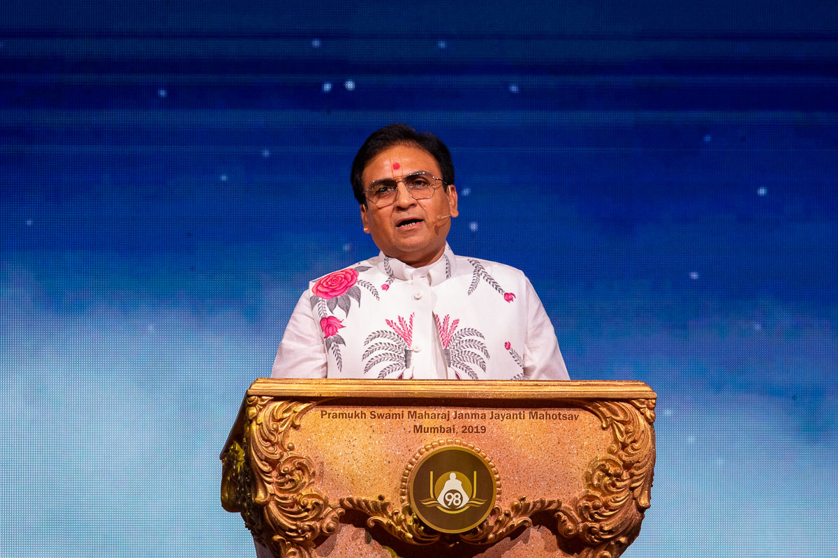 Shri Dilipbhai Joshi addresses the assembly