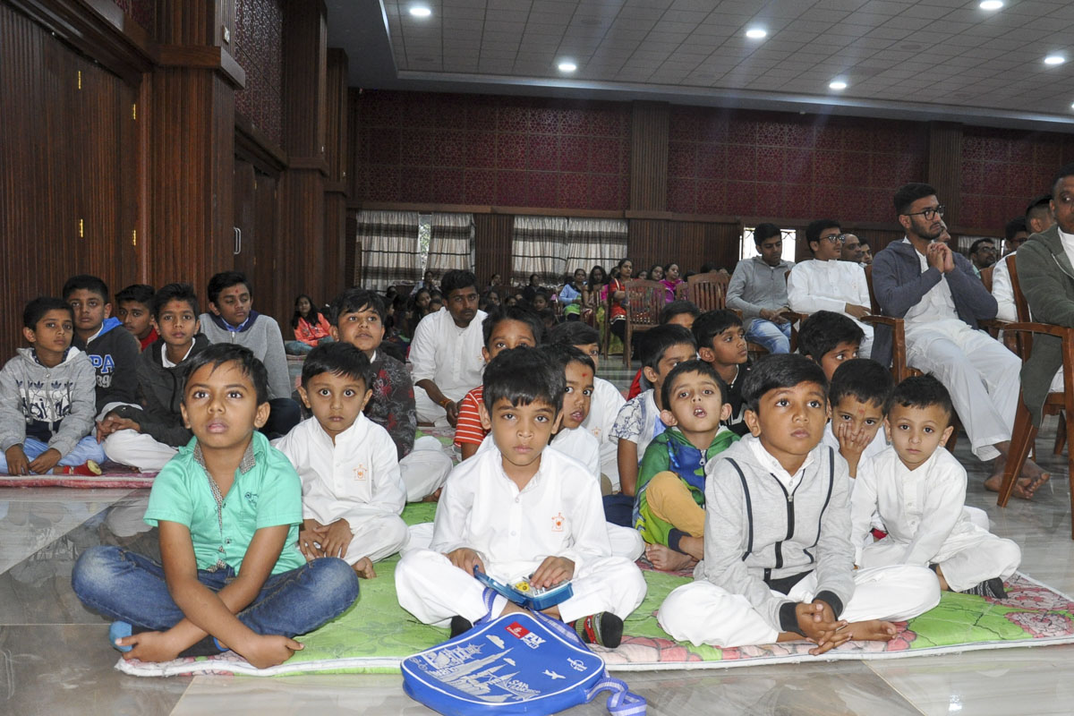 98th Birthday Celebration of Brahmaswarup Pramukh Swami Maharaj, Eldoret