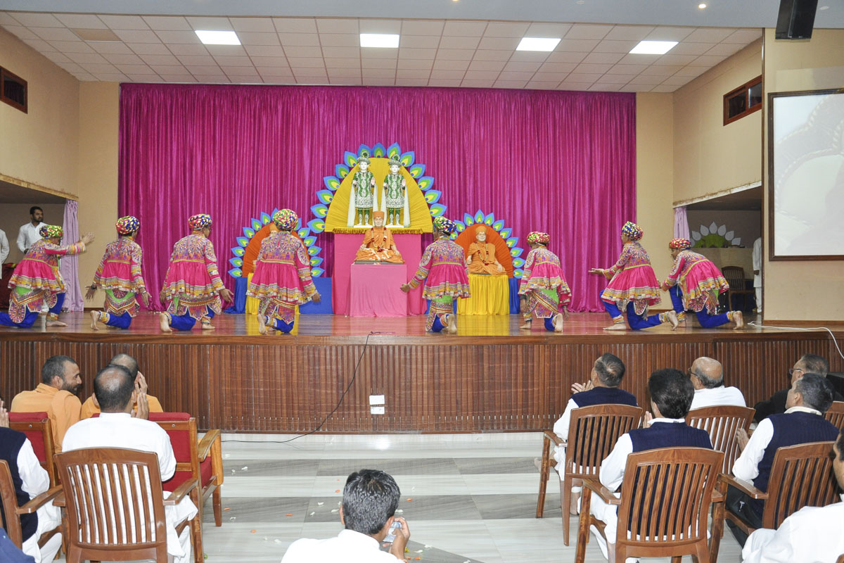 98th Birthday Celebration of Brahmaswarup Pramukh Swami Maharaj, Eldoret