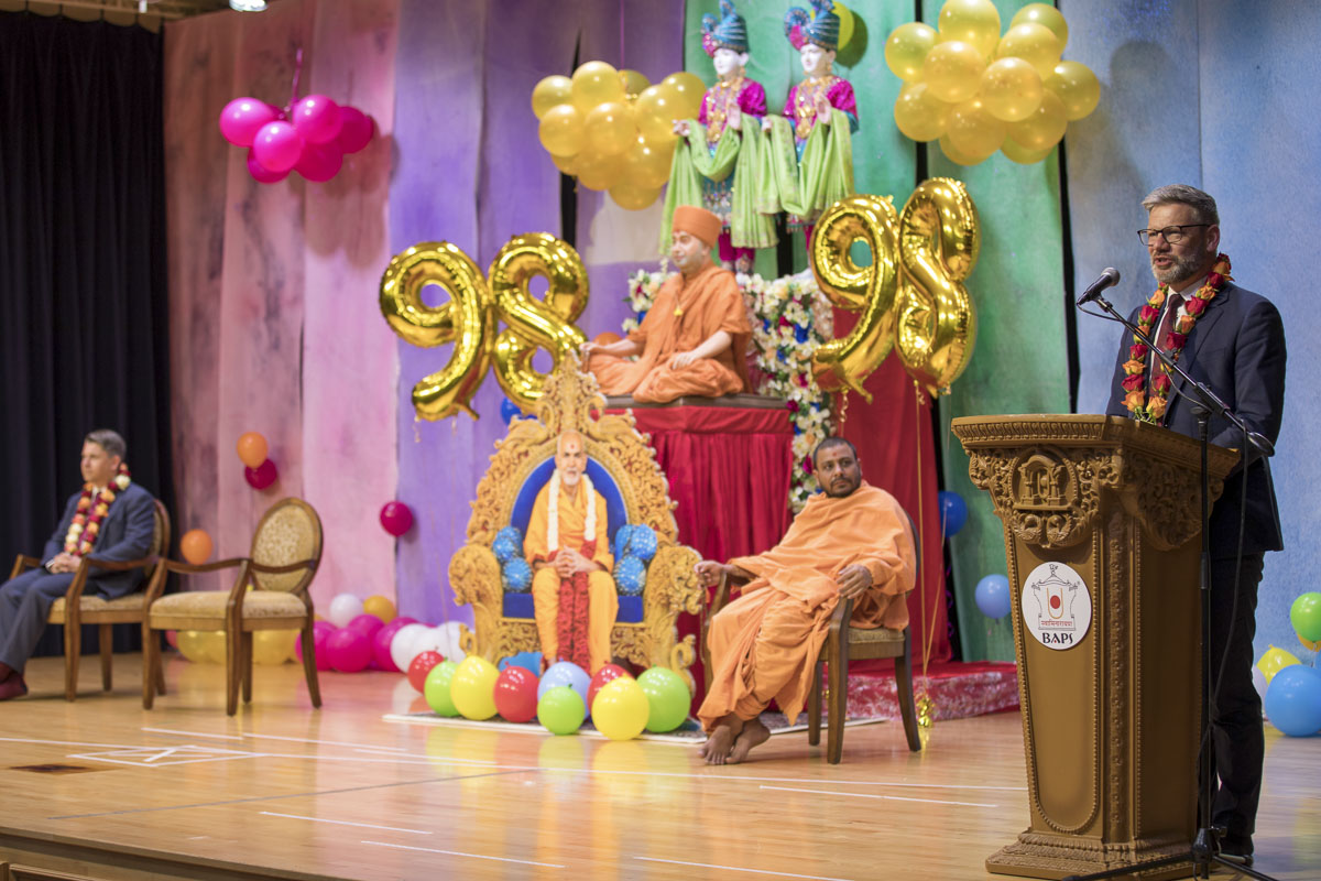98th Birthday Celebration of Brahmaswarup Pramukh Swami Maharaj, Auckland
