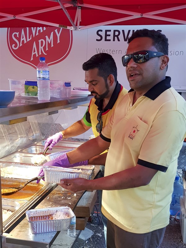 BAPS Assists in Western Australia Yanchep Bush Fire Relief Work, Perth