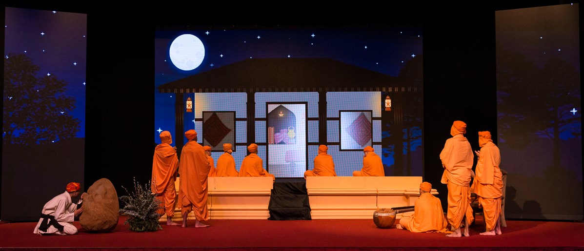 008 waits for the paramhansas to complete their nighttime kirtans