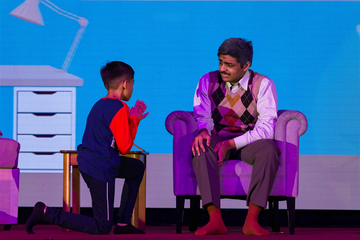 Tilak delivers an emotional plea for forgiveness from his father through a riveting monologue