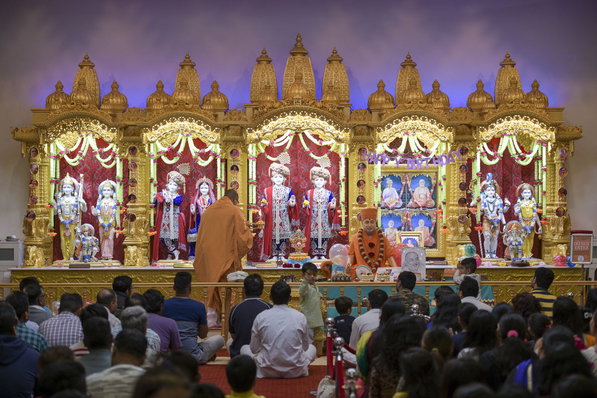 98th Birthday Celebration of Brahmaswarup Pramukh Swami Maharaj, Melbourne