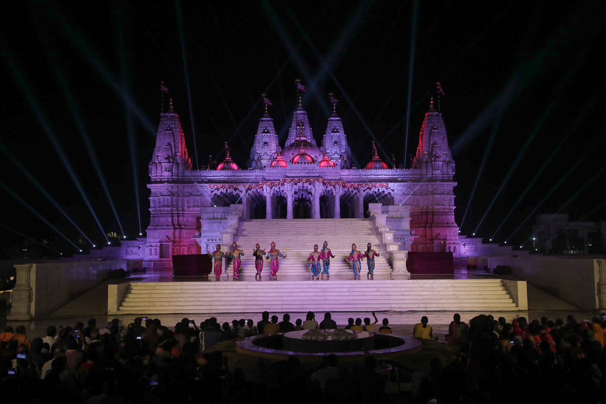 Light & Sound Show on the role of mandirs in society