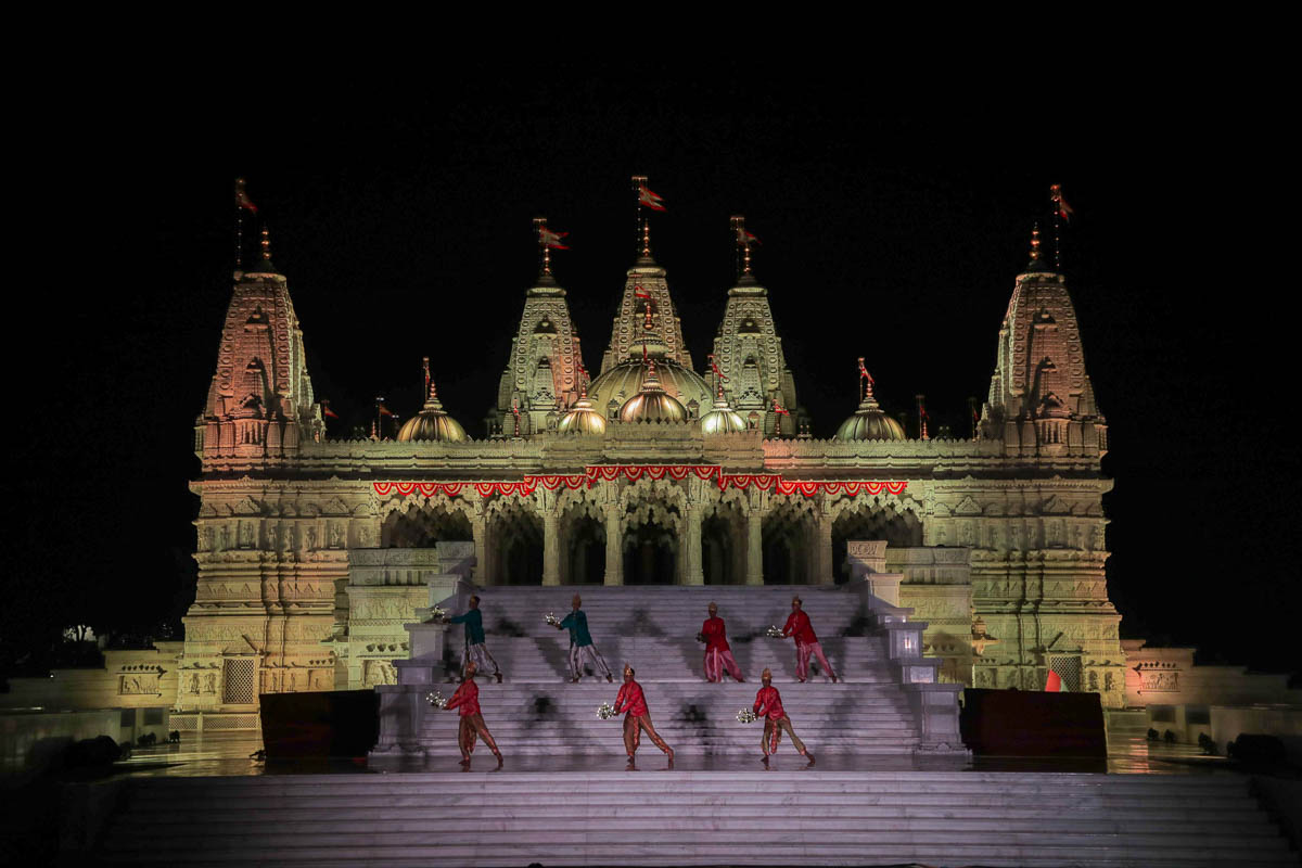 Light & Sound Show on the role of mandirs in society