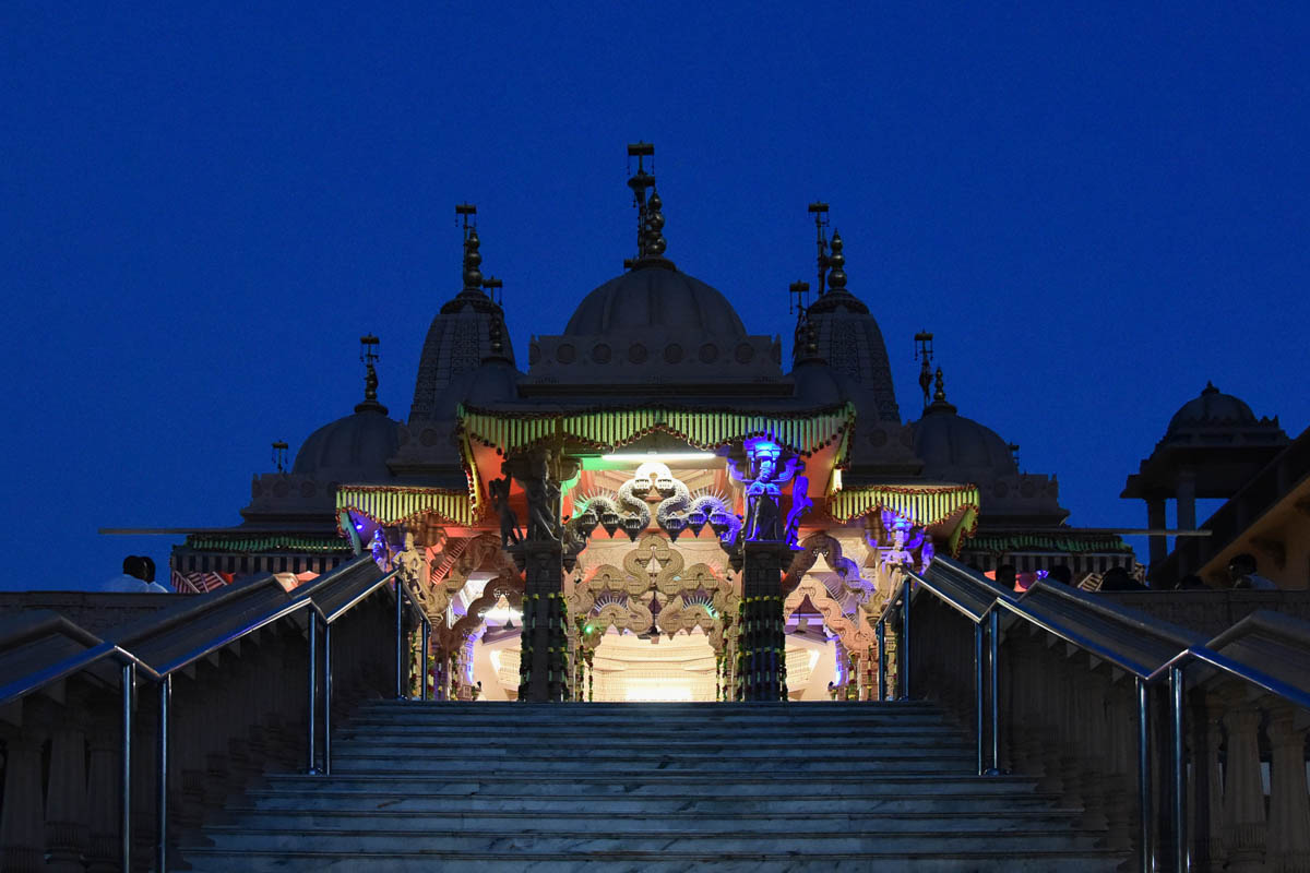 BAPS Shri Swaminarayan Mandir, Anand