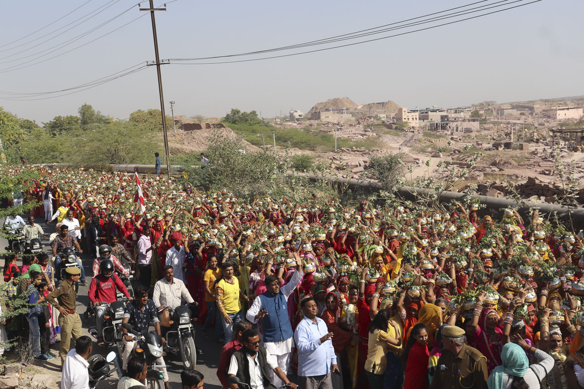Kalash and Pothi Yatra 