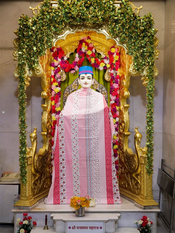 Shri Ghanshyam Maharaj, BAPS Shri Swaminarayan Mandir, Anand