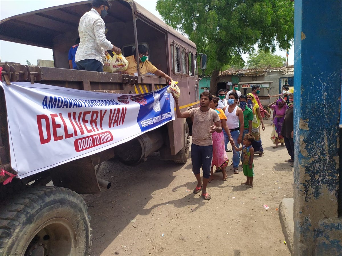 BAPS Community Services During the Coronavirus Lockdown, Ahmedabad