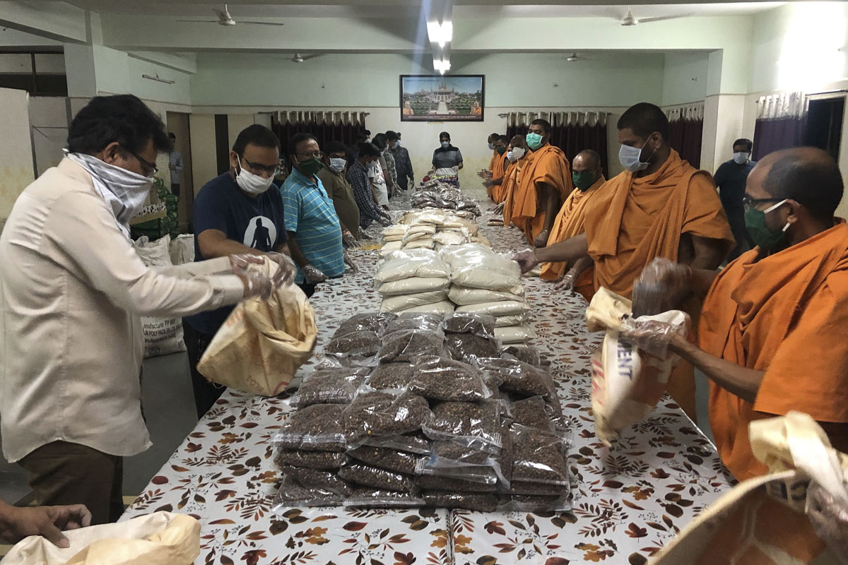 BAPS Community Services During the Coronavirus Lockdown, Nagpur