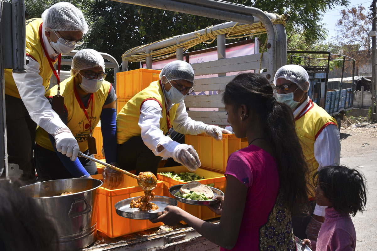 BAPS Community Services During the Coronavirus Lockdown, Gondal
