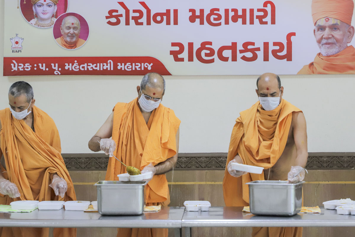 BAPS Community Services During the Coronavirus Lockdown, Surat