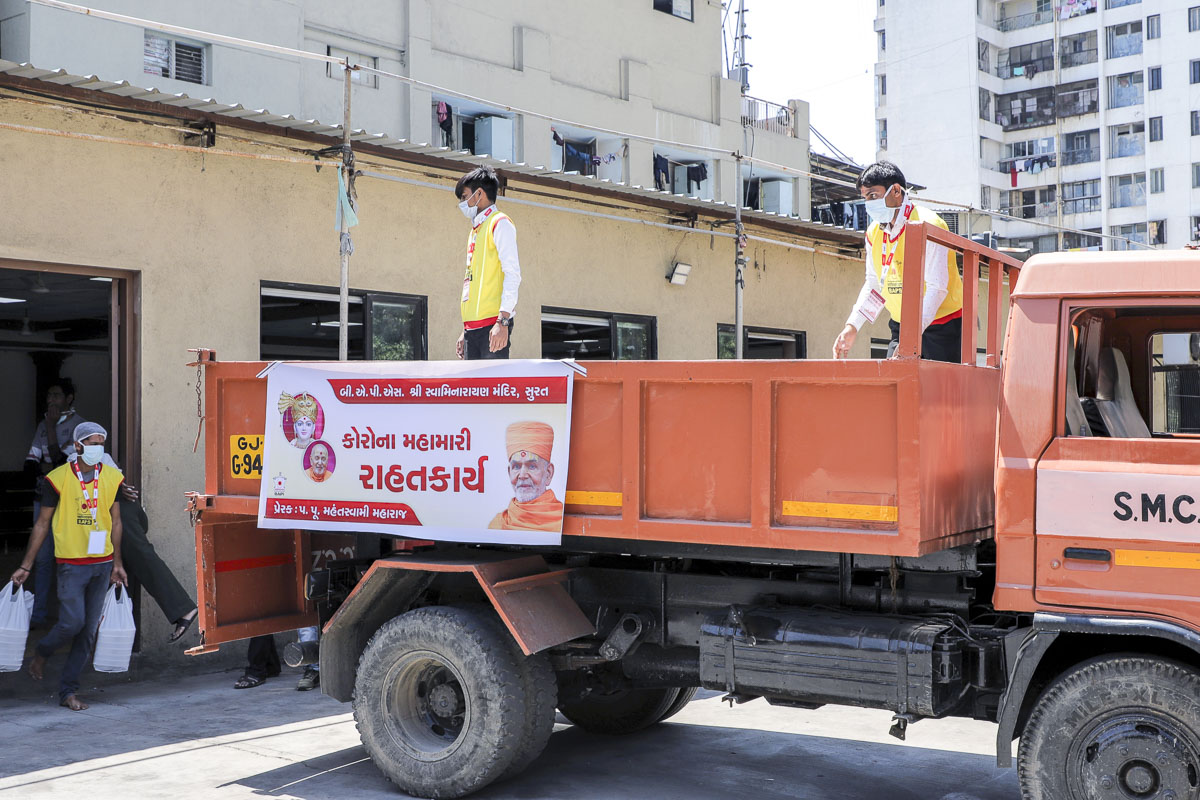 BAPS Community Services During the Coronavirus Lockdown, Surat