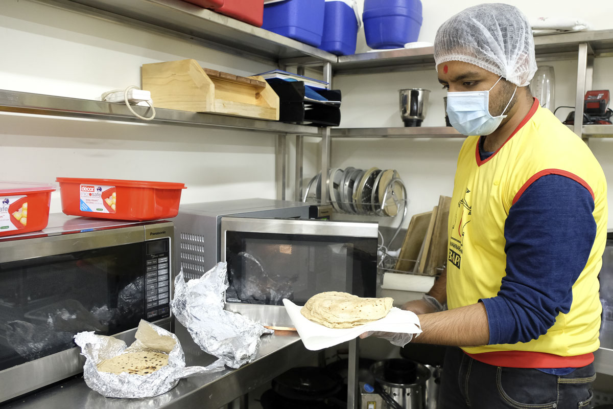 BAPS Provides Assistance During Coronavirus Pandemic, Adelaide