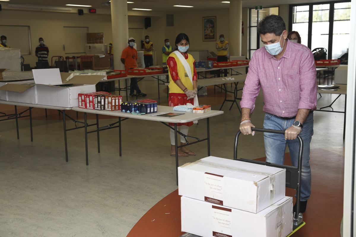 BAPS Provides Assistance During Coronavirus Pandemic, Sydney