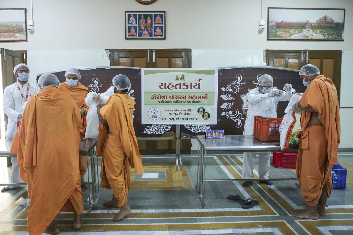 BAPS Community Services During the Coronavirus Lockdown, Sarangpur