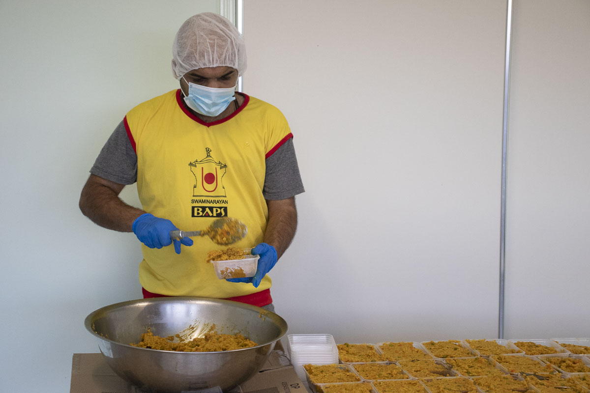 BAPS Provides Assistance During Coronavirus Pandemic, Gold Coast