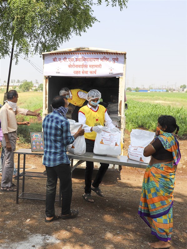 BAPS Community Services During the Coronavirus Lockdown, Pune