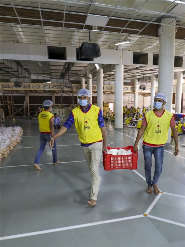 BAPS Community Services During the Coronavirus Lockdown, Rajkot