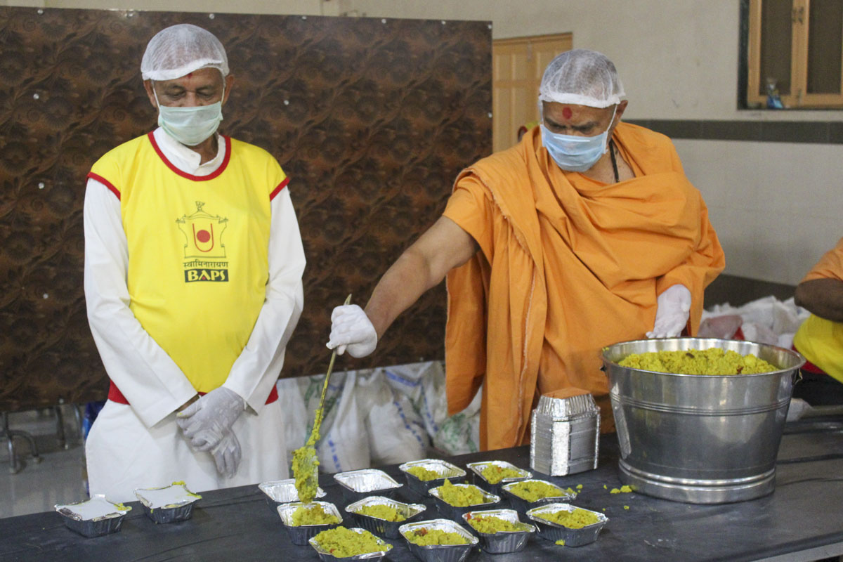 BAPS Community Services During the Coronavirus Lockdown, Navsari