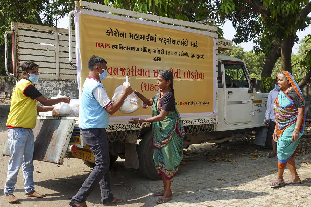 BAPS Community Services During the Coronavirus Lockdown, Sankari