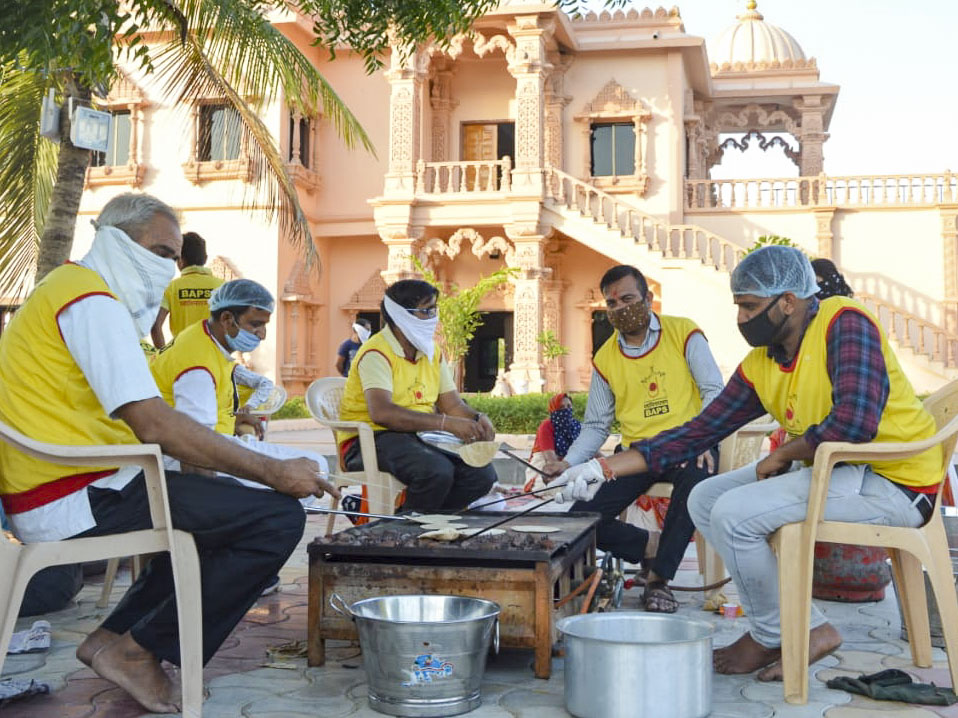 BAPS Community Services During the Coronavirus Pandemic, Sirohi