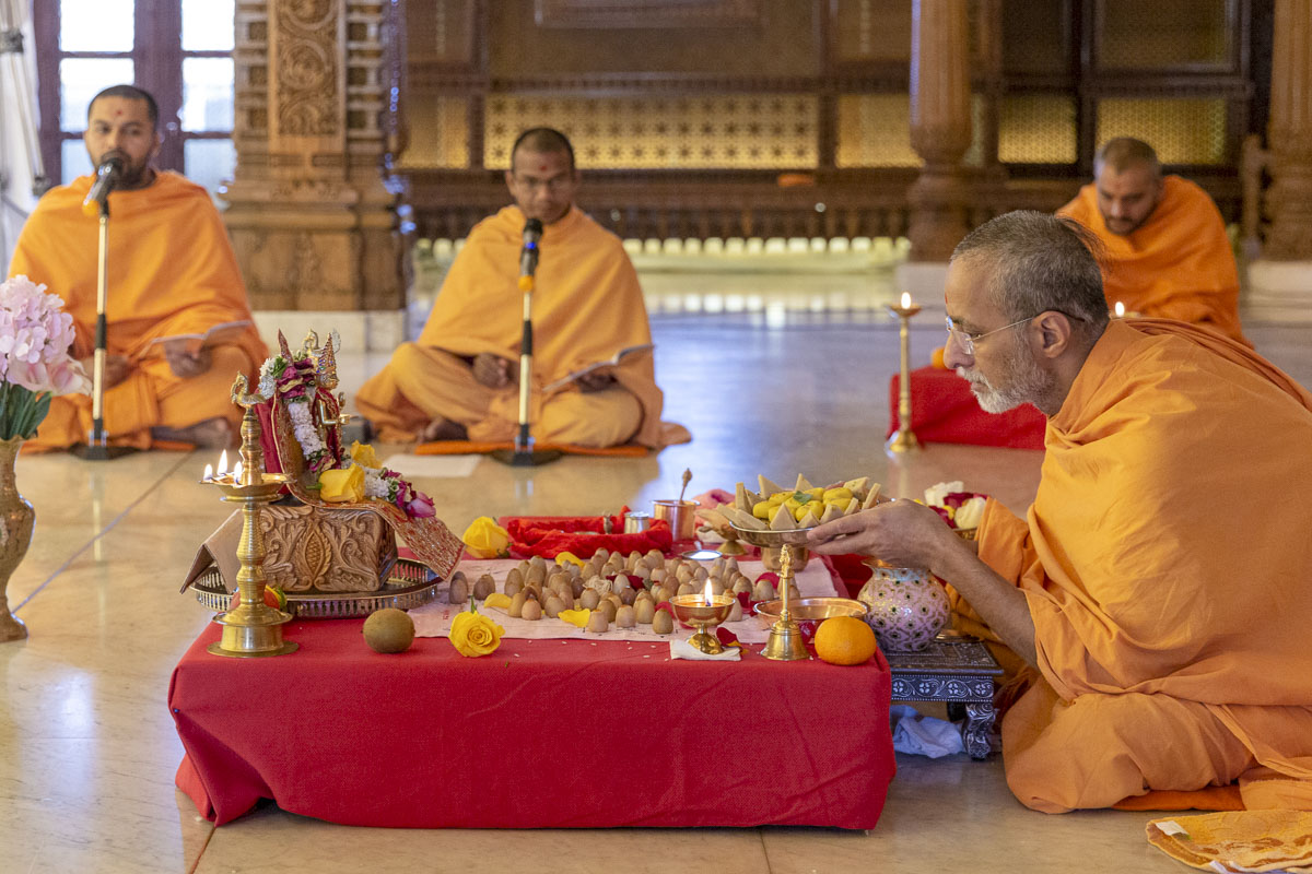 	Devotees Participate in Online Mahapuja Ceremonies