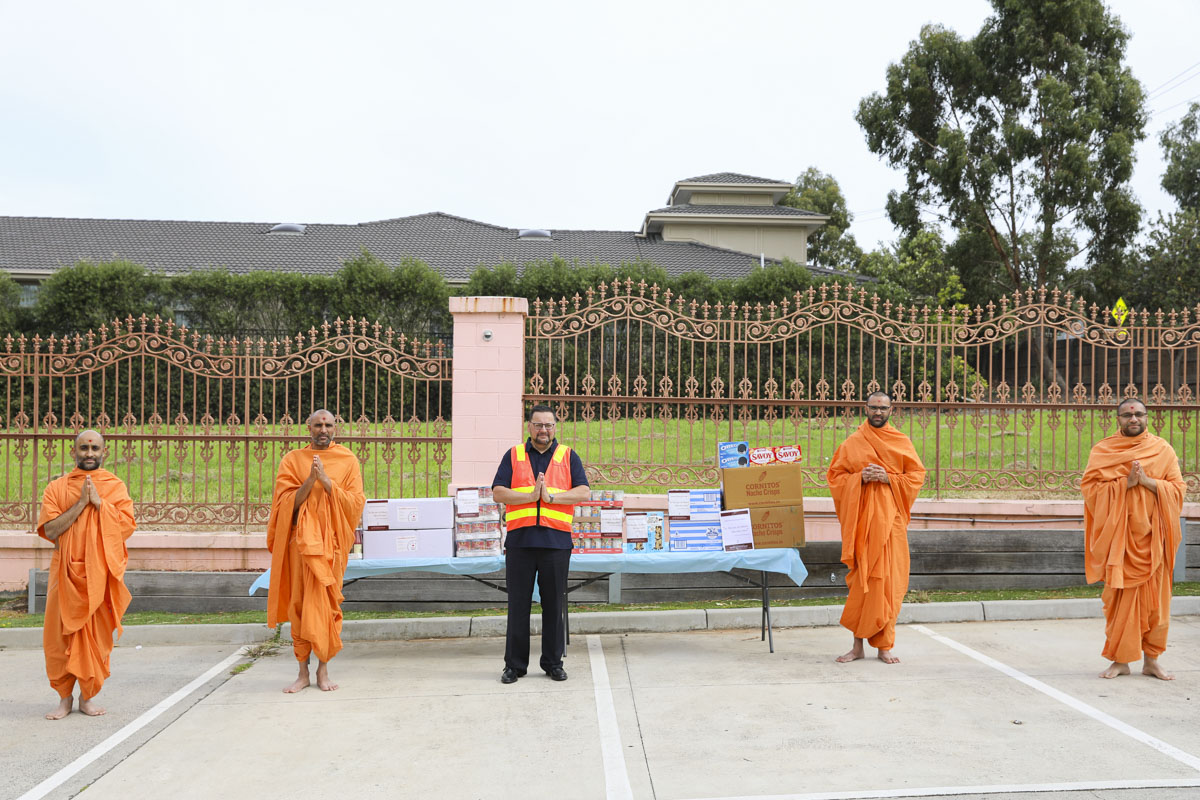 BAPS Provides Assistance During Coronavirus Pandemic, Melbourne