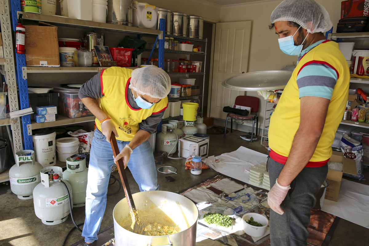 BAPS Provides Assistance During Coronavirus Pandemic, Canberra