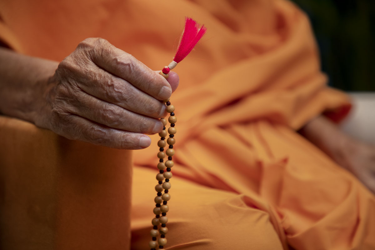 Prayers for Humanity by HH Mahant Swami Maharaj