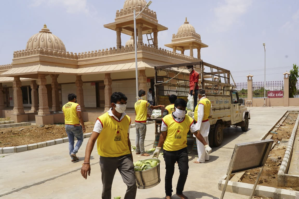 BAPS Community Services During the Coronavirus Pandemic, Modasa