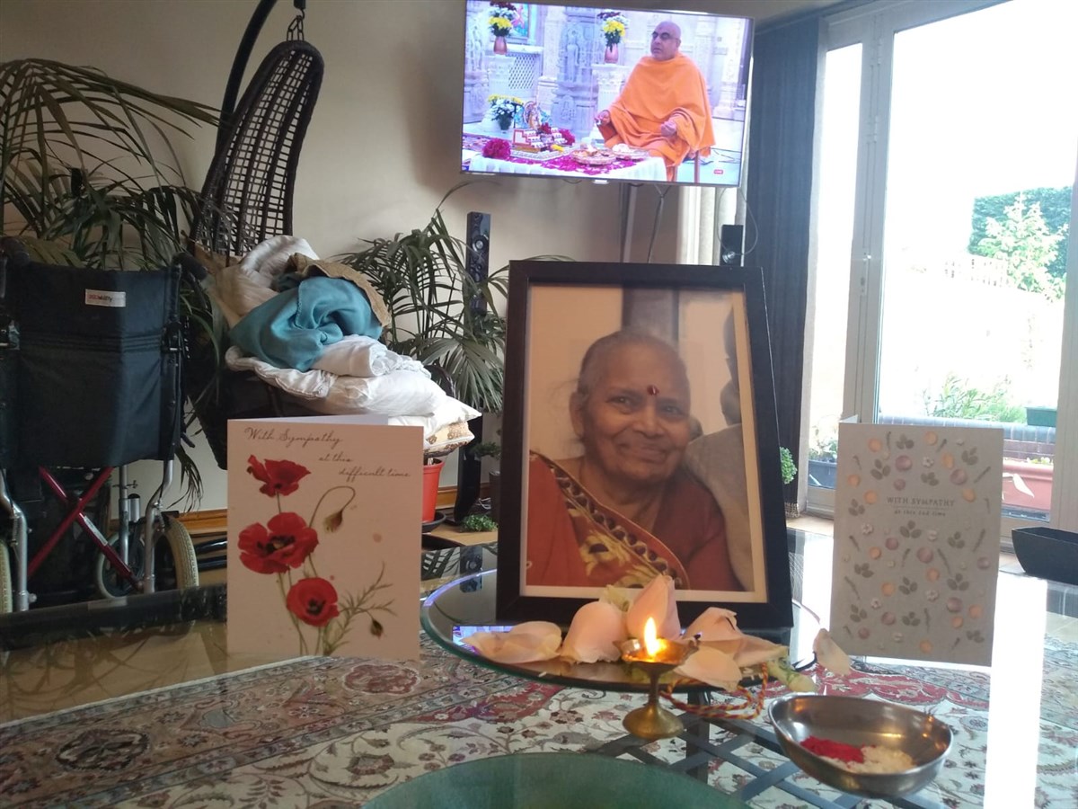 Devotees closely followed the ceremony from home via a live webcast