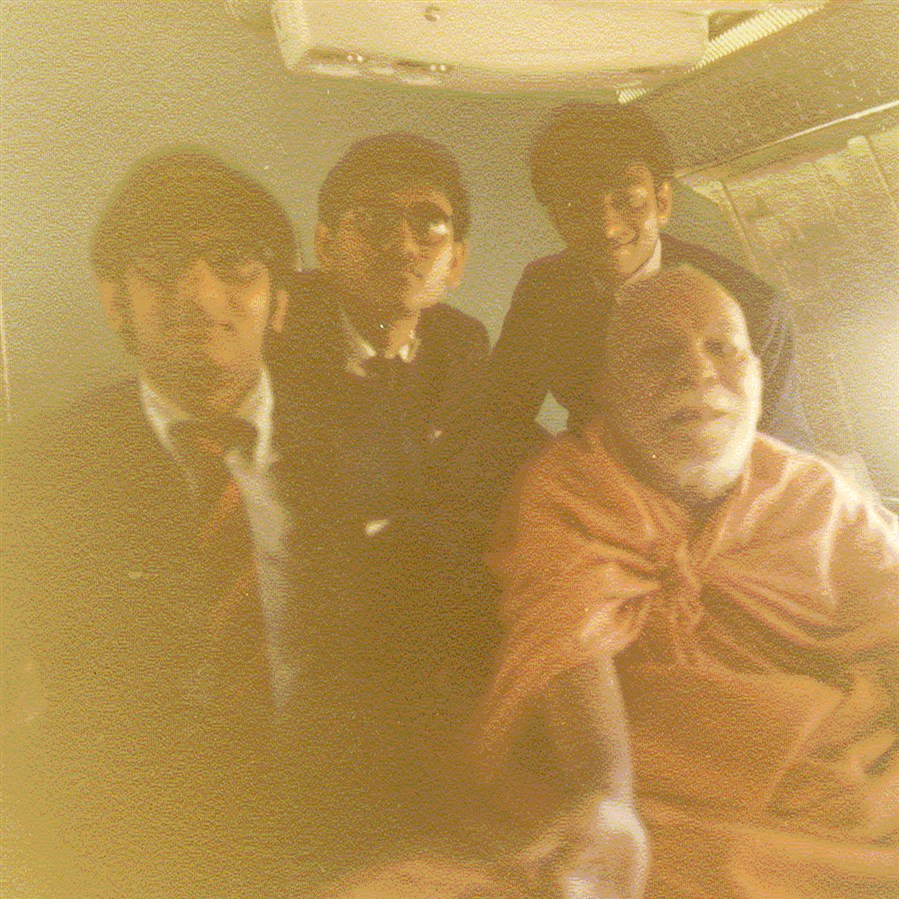 On Tuesday 7 July 1970, Yogiji Maharaj departed from London Heathrow for Mumbai via Paris, Zurich and Beirut. During the stopover in Paris, Yogiji Maharaj requested Pramukh Swami and Mahant Swami to deboard the plane and sanctify the land of France on his behalf