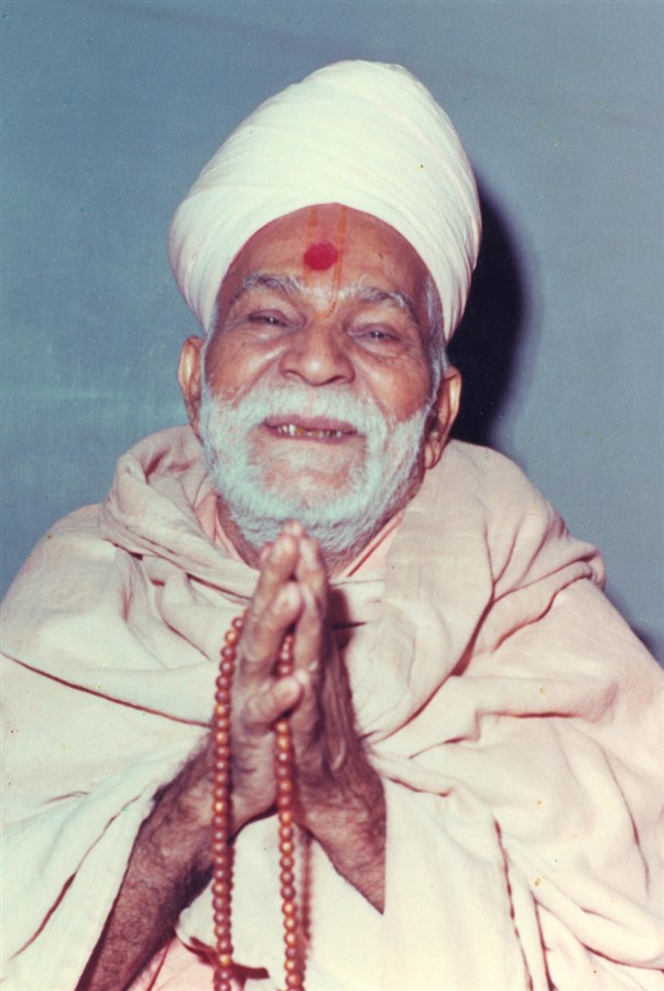 Yogiji Maharaj, at the age of 78, toured the UK from Saturday 23 May to Tuesday 7 July 1970, a total of 45 days for the sole purpose of providing the devotees unforgettable bliss and intergenerational memories