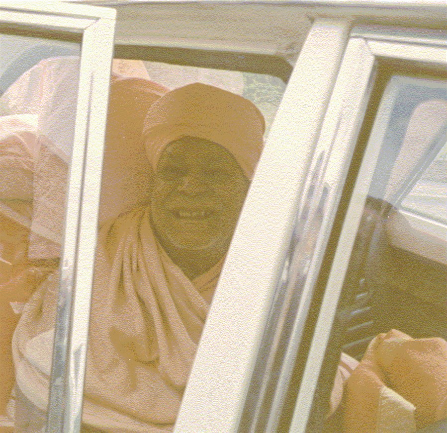 Yogiji Maharaj departs from London for vicharan in the rest of the UK on the afternoon of Saturday 6 June 1970