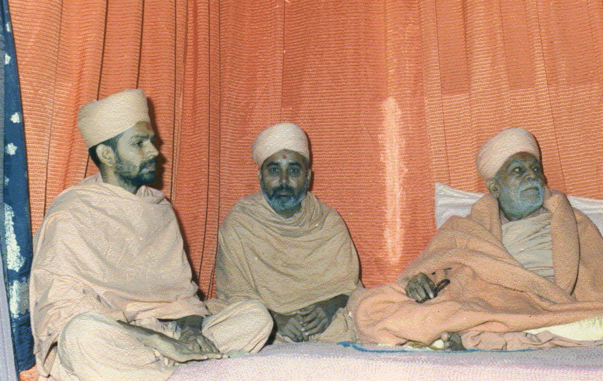 Yogiji Maharaj revealed Pramukh Swami as his spiritual successor on several occasions during his visit to the UK in 1970